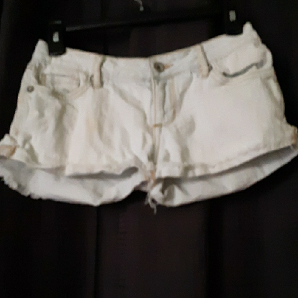 BULLHEAD LIGHT DENIM JEAN SHORTS